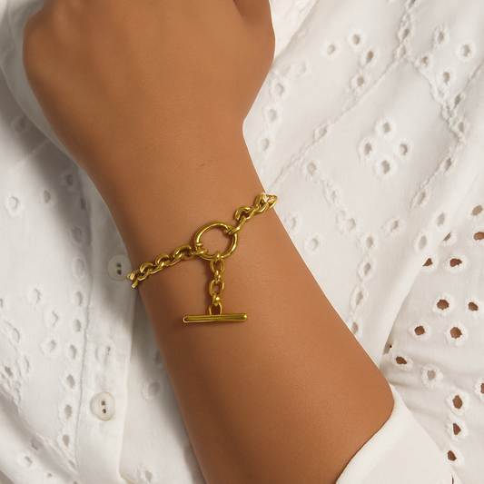 Golden Link Loop Bracelet